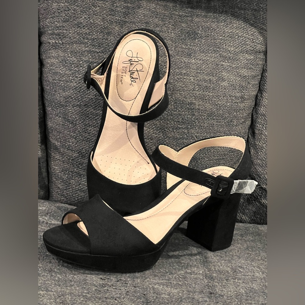 LIFESTRIDE black open toed heels SIZE 8.5 NWOT
